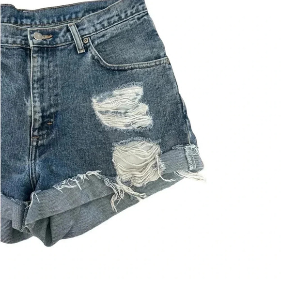 Wrangler Cut Off Shorts Distressed Size 32 - Picture 2 of 5
